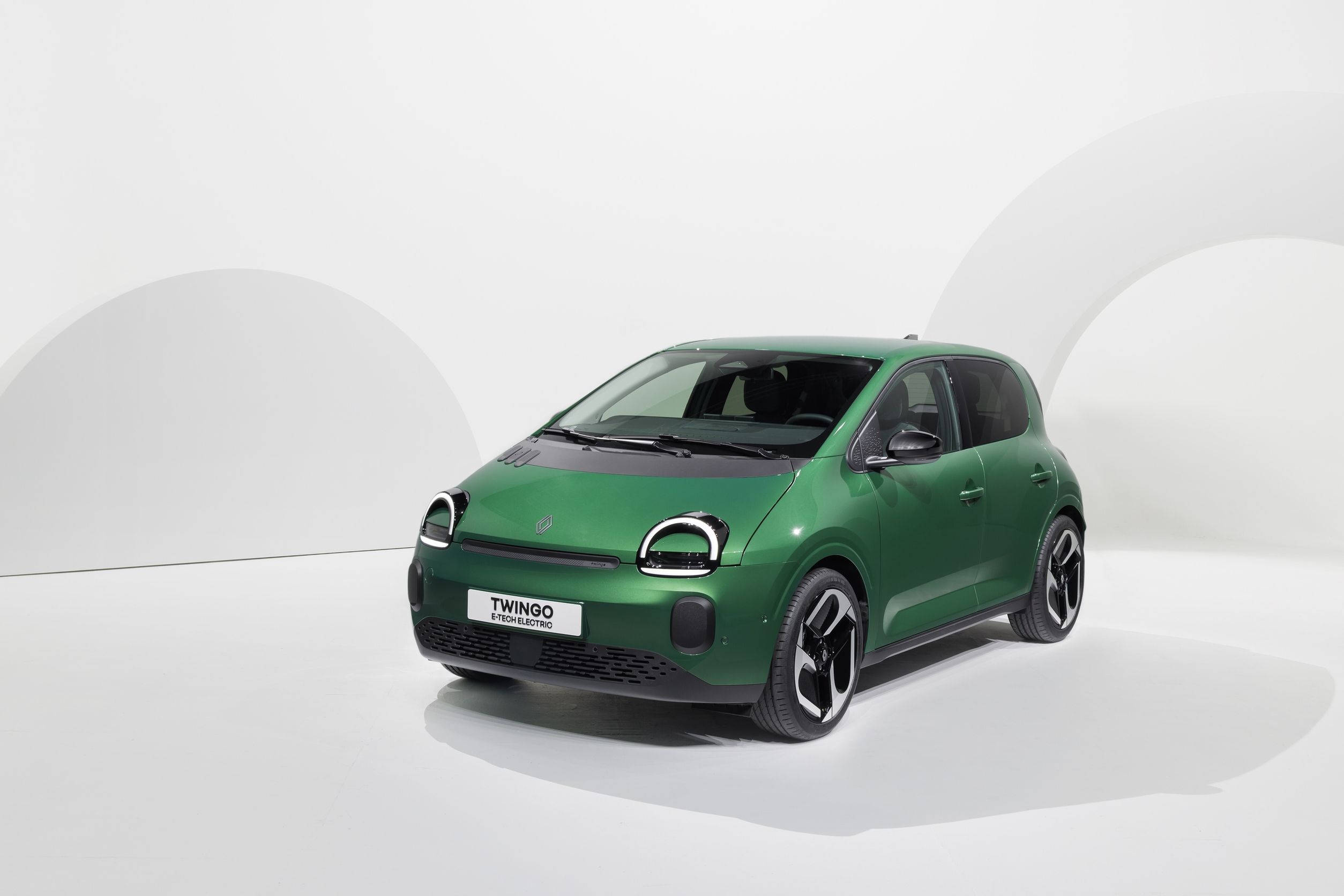 Renault Twingo E-Tech als elektrischer fünftüriger Kleinwagen