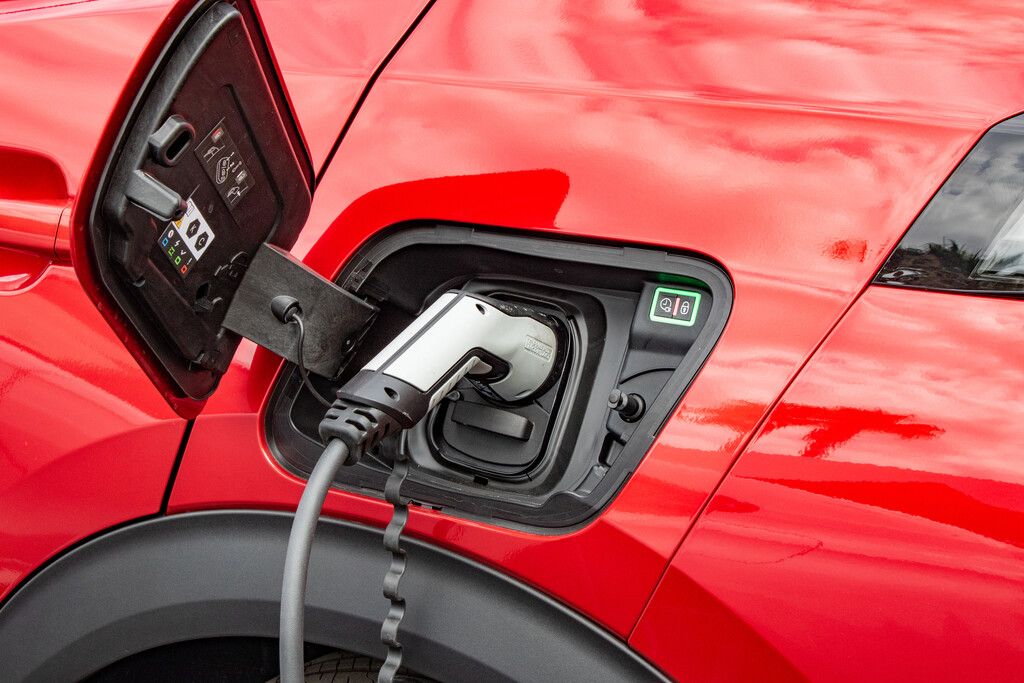Elektrofahrzeuge und Ladeinfrastruktur in Europa als Symbol der Verkehrswende