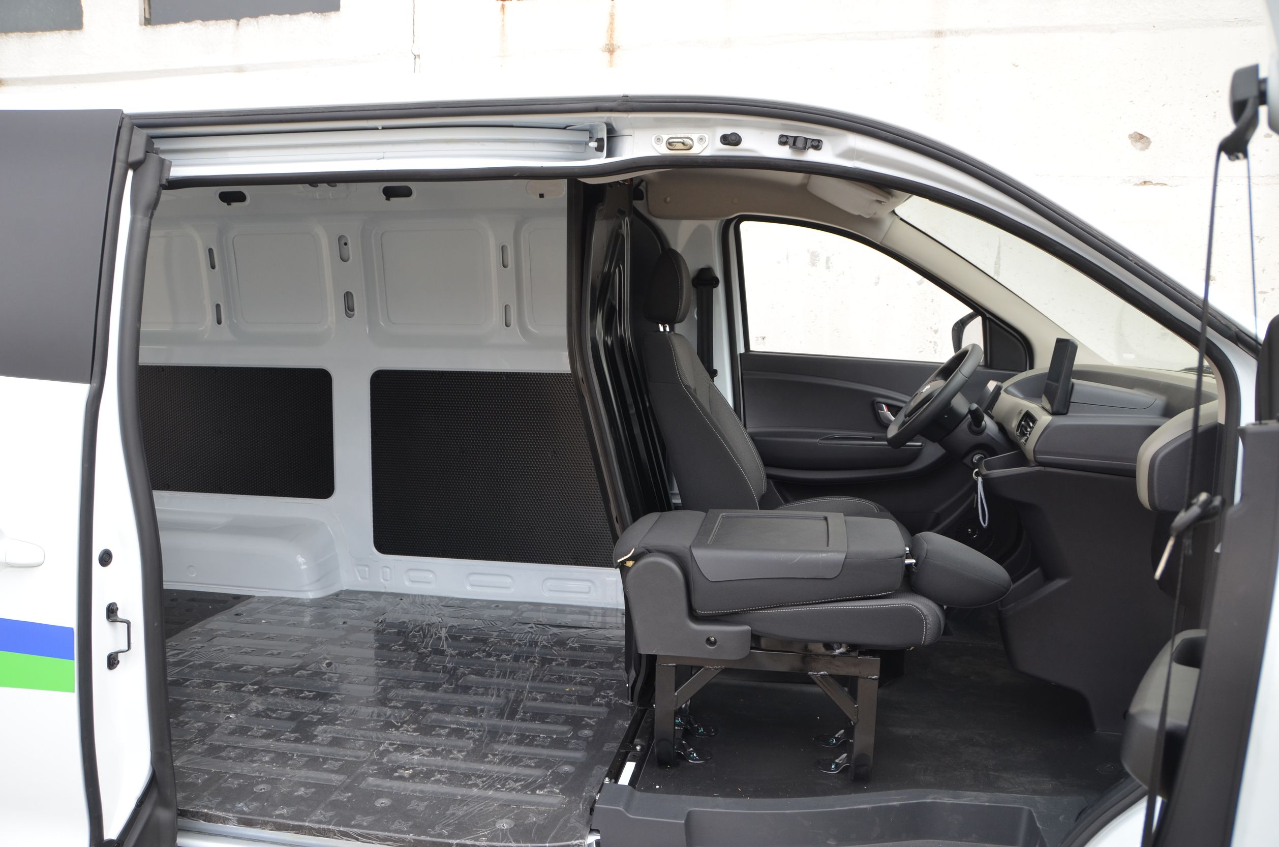 Ari Elektrotransporter 901 XL und 1710 im Überblick