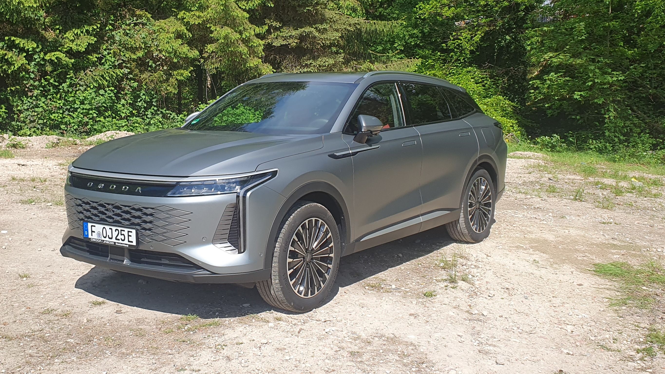 Jaecoo 7 PHEV und Omoda 9 PHEV beim Deutschlandstart