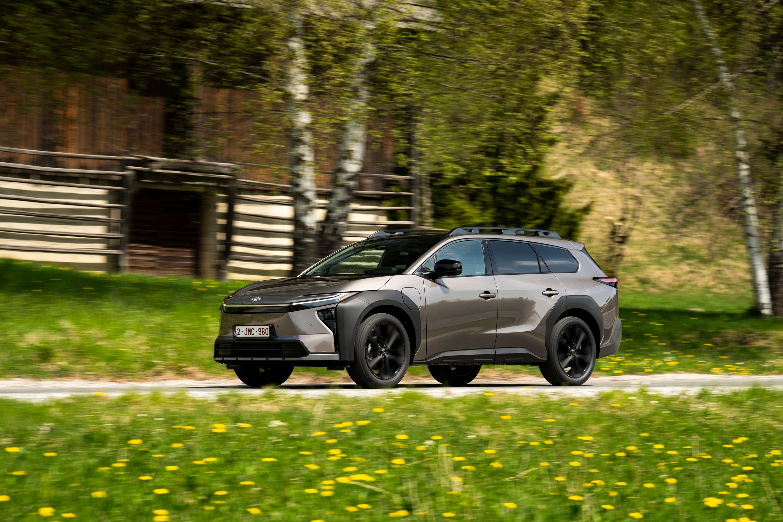 Toyota bZ4X Touring als geräumiger Elektro-Kombi