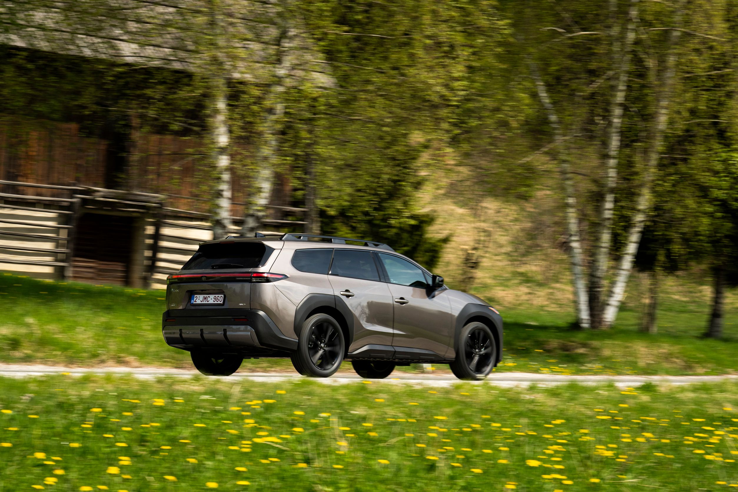 Toyota bZ4X Touring als geräumiger Elektro-Kombi