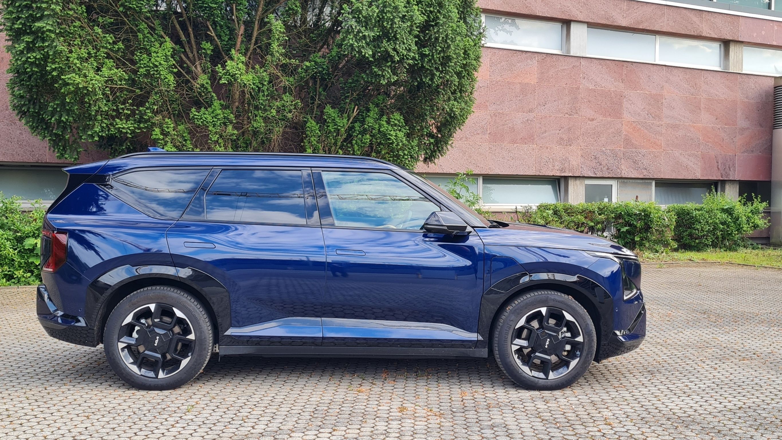 Kia EV5 GT-Line, elektrisches SUV mit Frontdesign und 19-Zoll-Rädern
