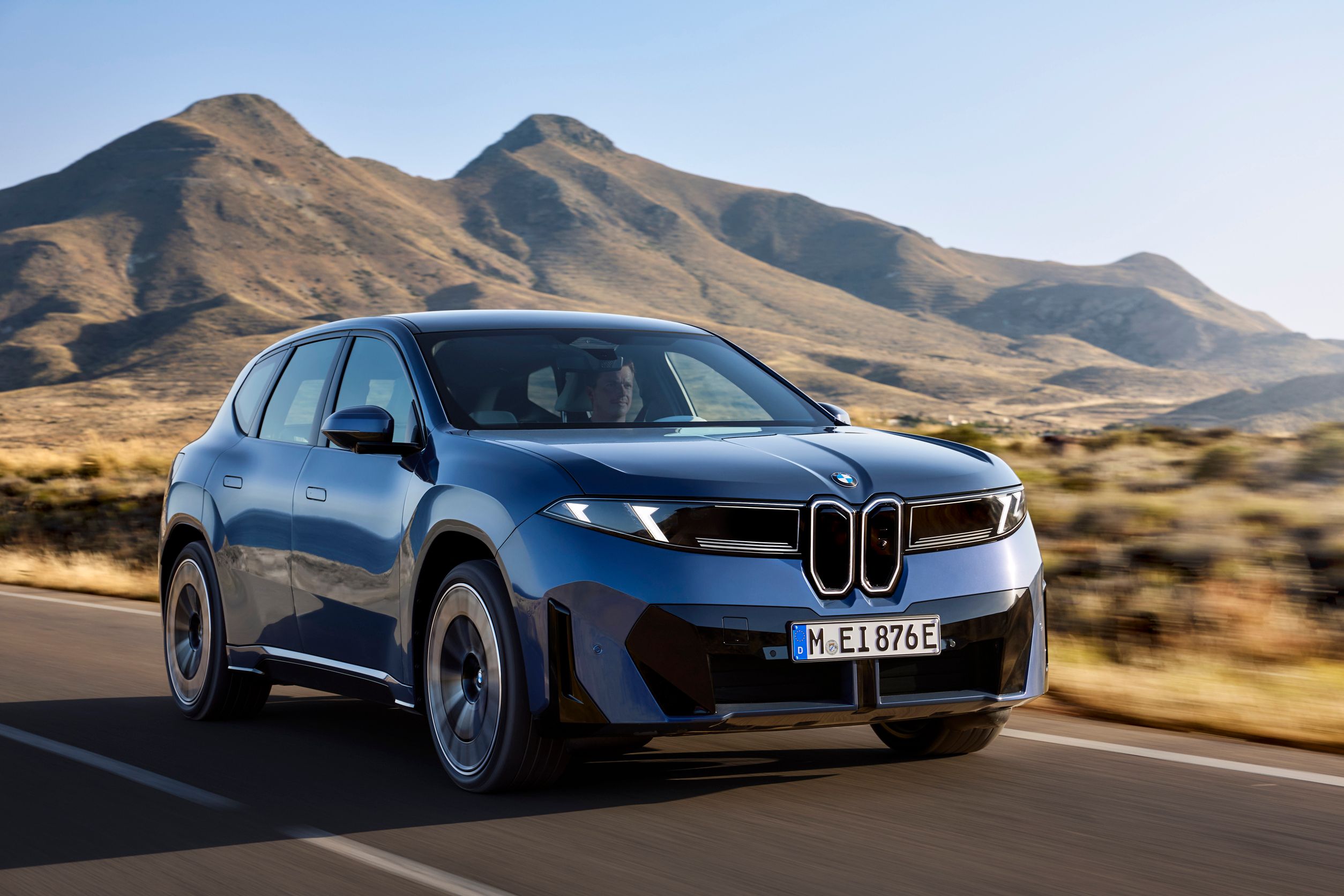 BMW iX3 beim norwegischen El-Prix-Reichweitentest