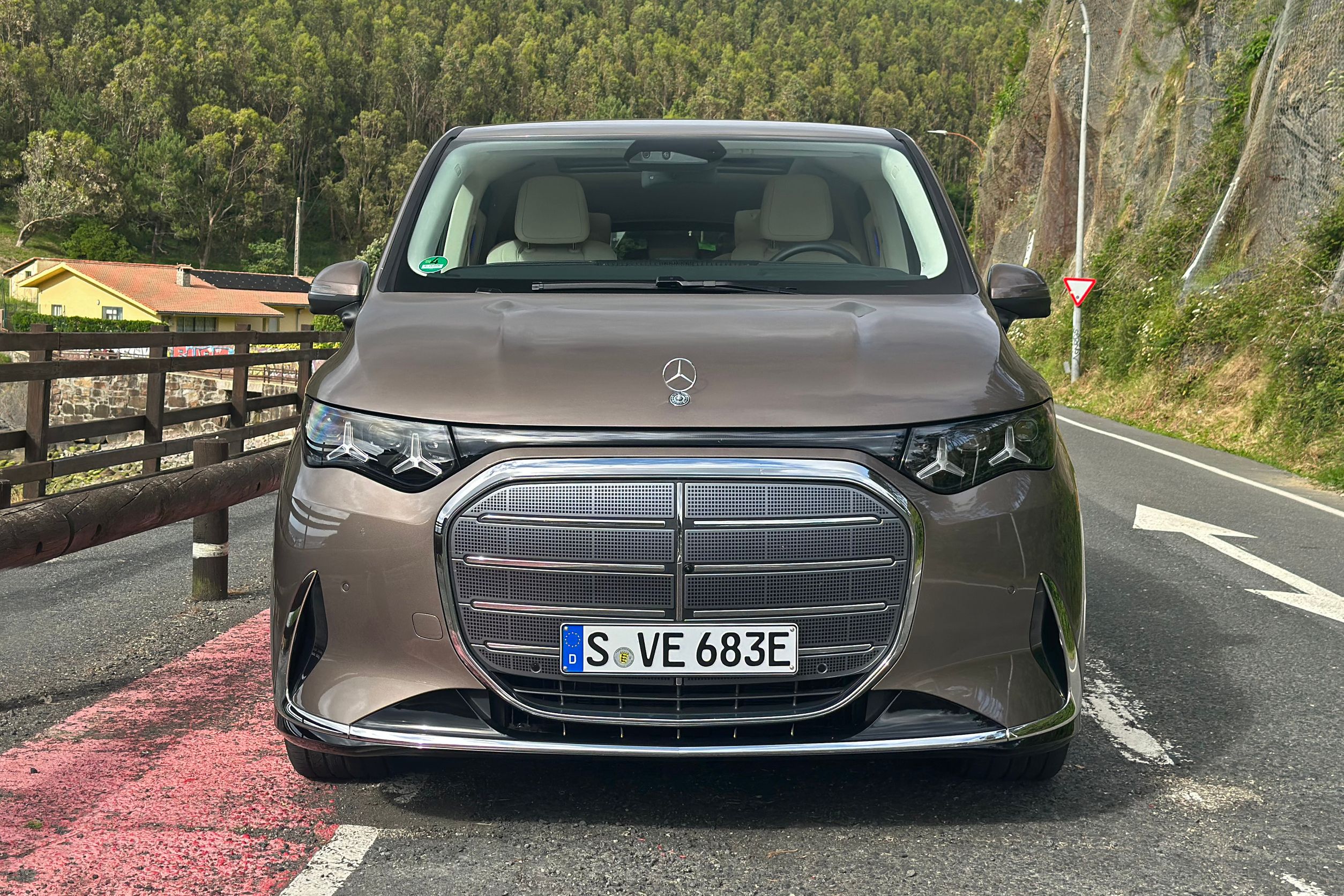 Mercedes-Benz VLE als elektrischer Van mit großzügigem Innenraum