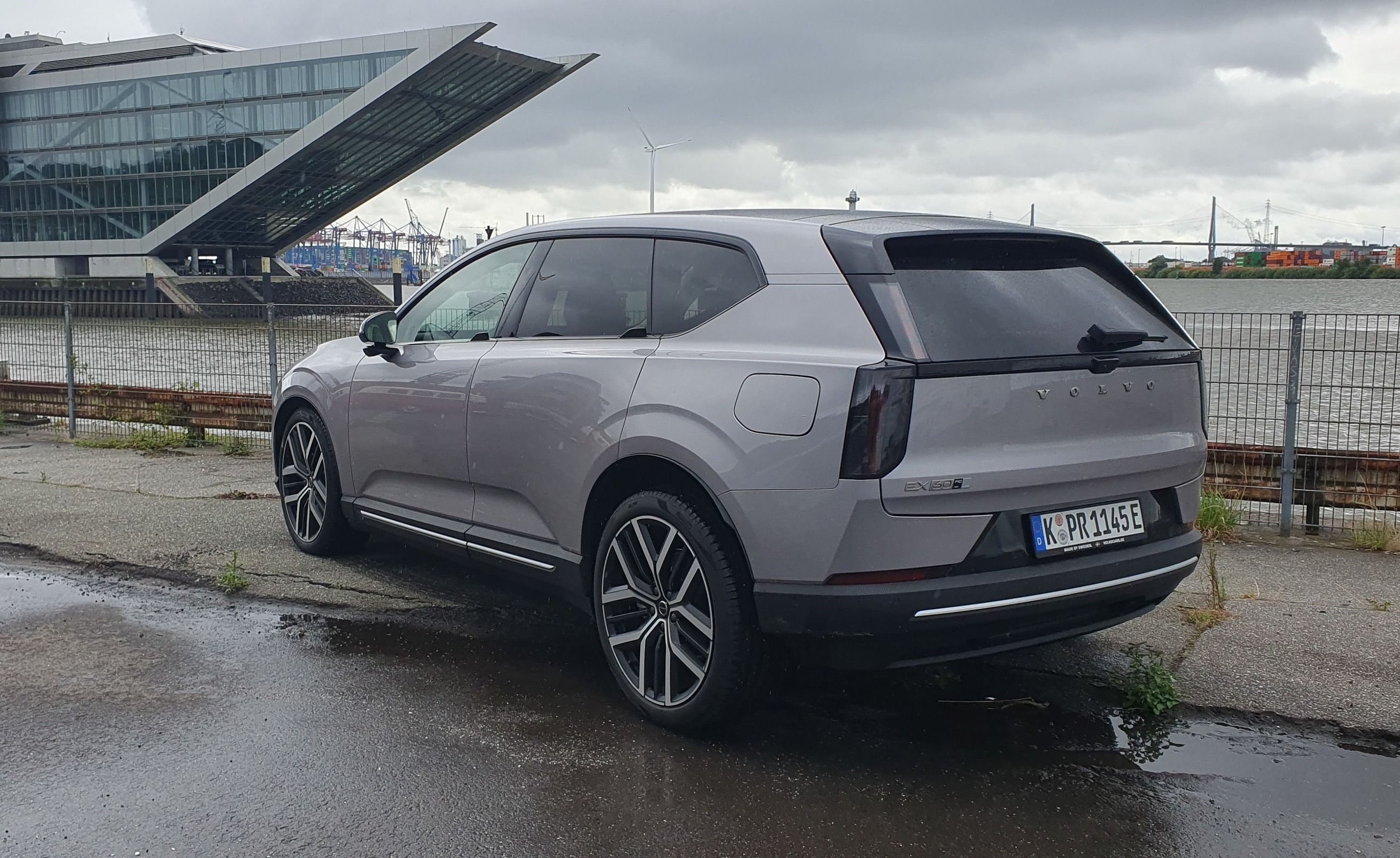 Volvo EX60: Elektro-SUV mit 800-Volt-Technik