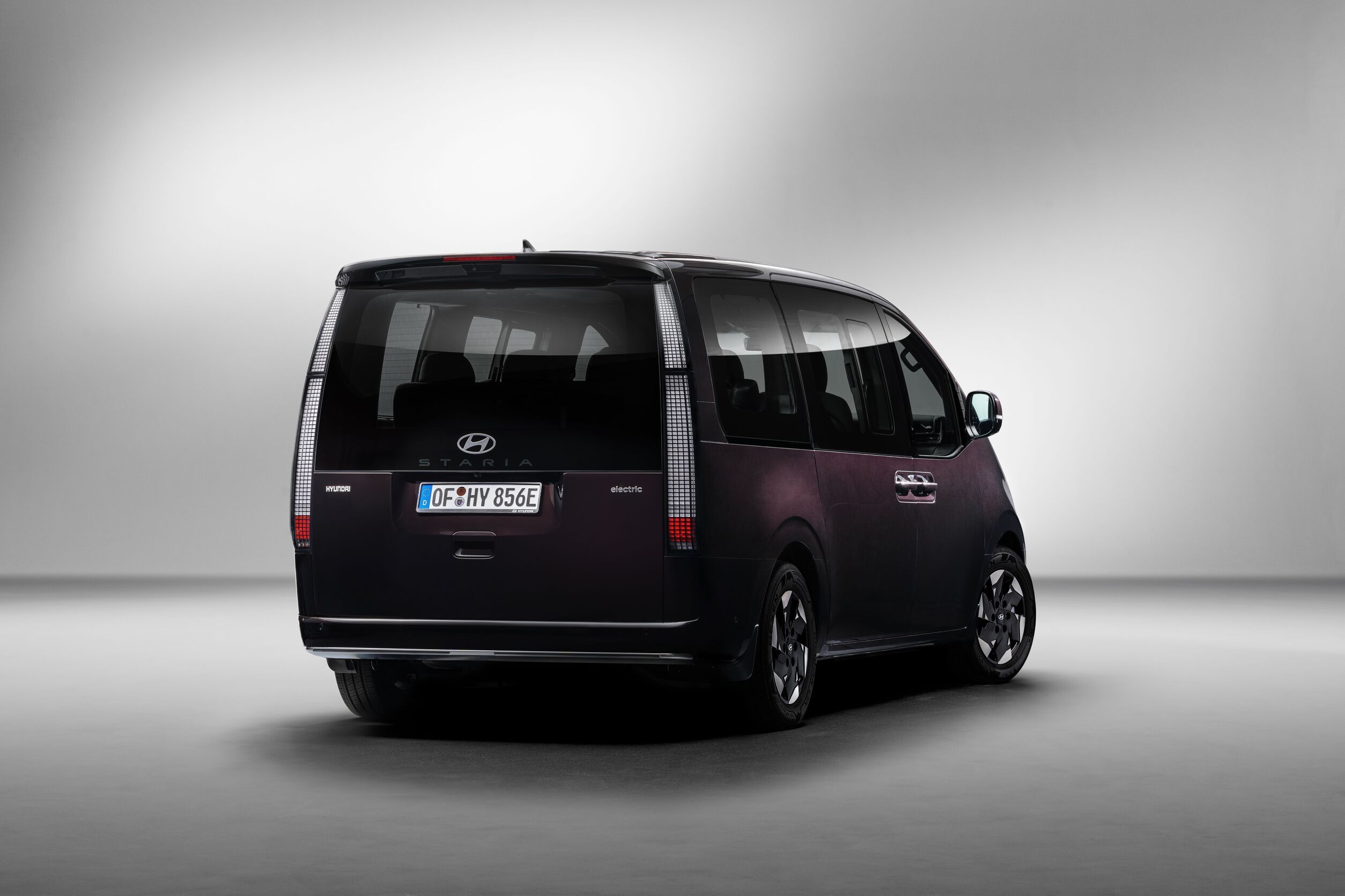 Hyundai Staria Elektro ab 57.450 Euro bestellbar